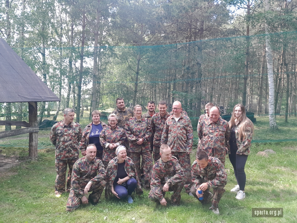 integracja-radomsko Imprezy firmowe - Imprezy integracyjne, Pikniki dla Firm, Paintball, Wieczory kawalerskie, Imprezy integracyjne Częstochowa, Bełchatów, Łódź.