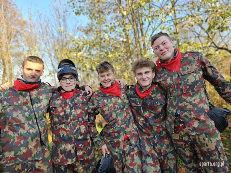 wycieczki-szkoa-Radomsko-2 Imprezy szkolne - Imprezy integracyjne, Pikniki dla Firm, Paintball, Wieczory kawalerskie, Imprezy integracyjne Częstochowa, Bełchatów, Łódź.